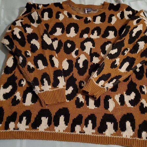 Sparkle & Fade Animal print  sweater use M - Picture 1 of 6